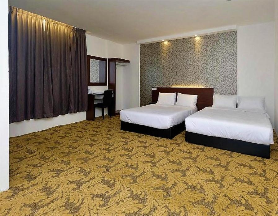Atabara Boutique Hotel Kuantan Buitenkant foto