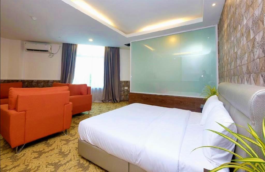 Atabara Boutique Hotel Kuantan Buitenkant foto