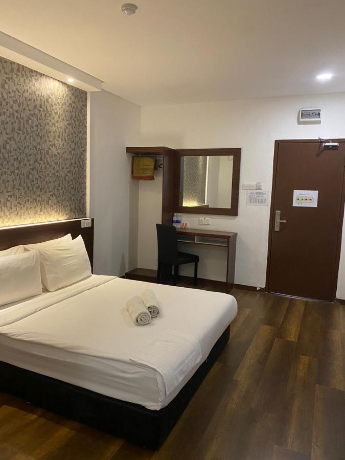 Atabara Boutique Hotel Kuantan Buitenkant foto