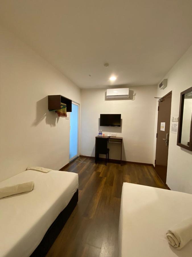 Atabara Boutique Hotel Kuantan Buitenkant foto