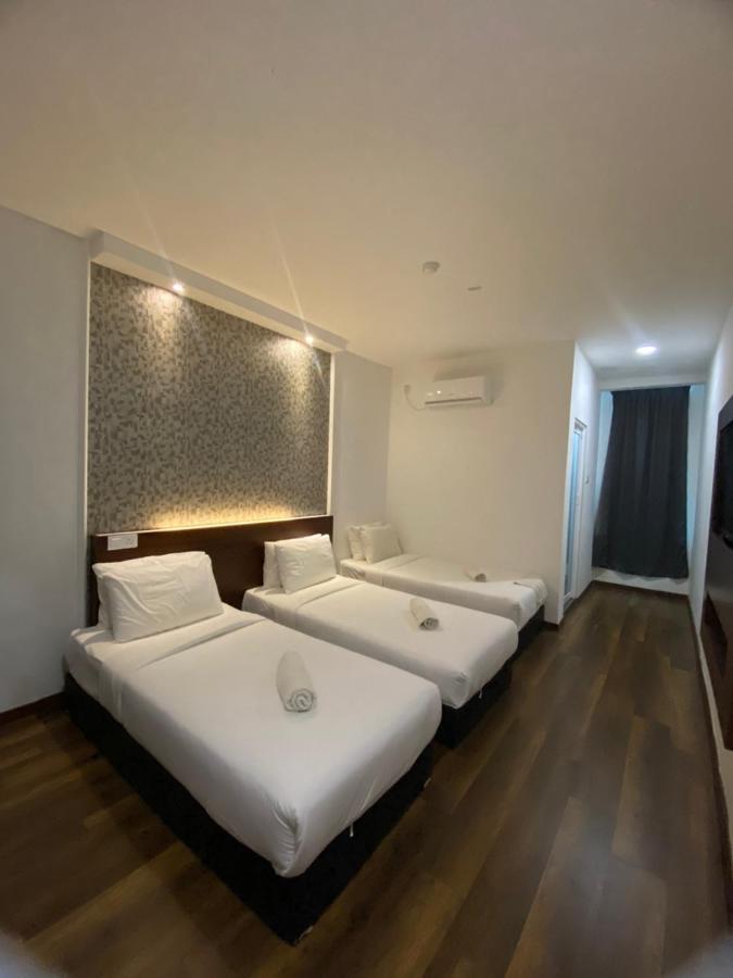 Atabara Boutique Hotel Kuantan Buitenkant foto